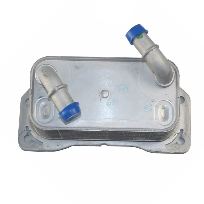 Fabryka Części samochodowe 31368636 Chłodnia oleju silnikowego dla Auto Parts XC90 V70 XC60 MK2 Części zamienne samochodu przekładnia