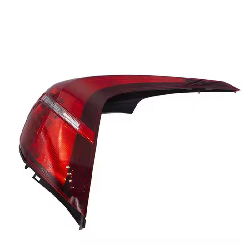 Systemy oświetlenia samochodowego Womala 31689689 Po prawej stronie tylna czerwona lampa LED w lewym ramieniu