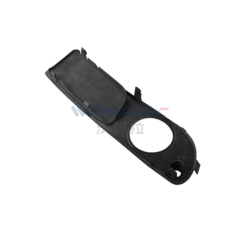 Osłona lewej lampy przeciwmgielnej przedniego zderzaka Womala OE 30744114 do Volvo S80 S80L V70
