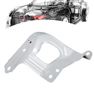 FEM Bracket Fender Lewa strona 1504589-S0-A-P dla modelu Y